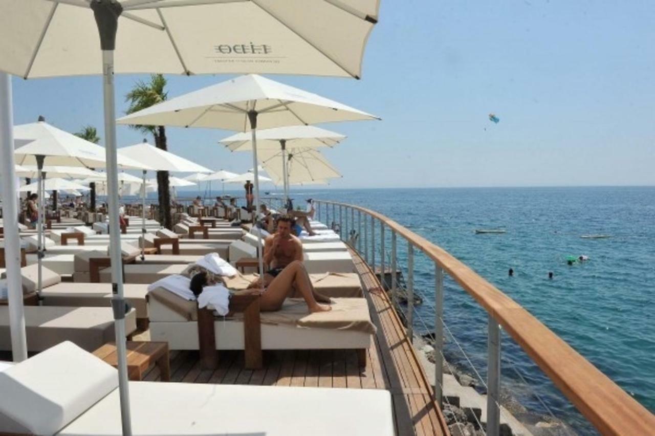 Apartment Zdenka - 100 M From The Beach Опатия Екстериор снимка